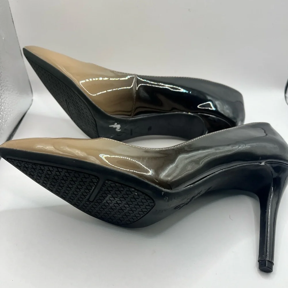 Nine West Two-Tone Black and Beige Heels - Picture 3 of 7